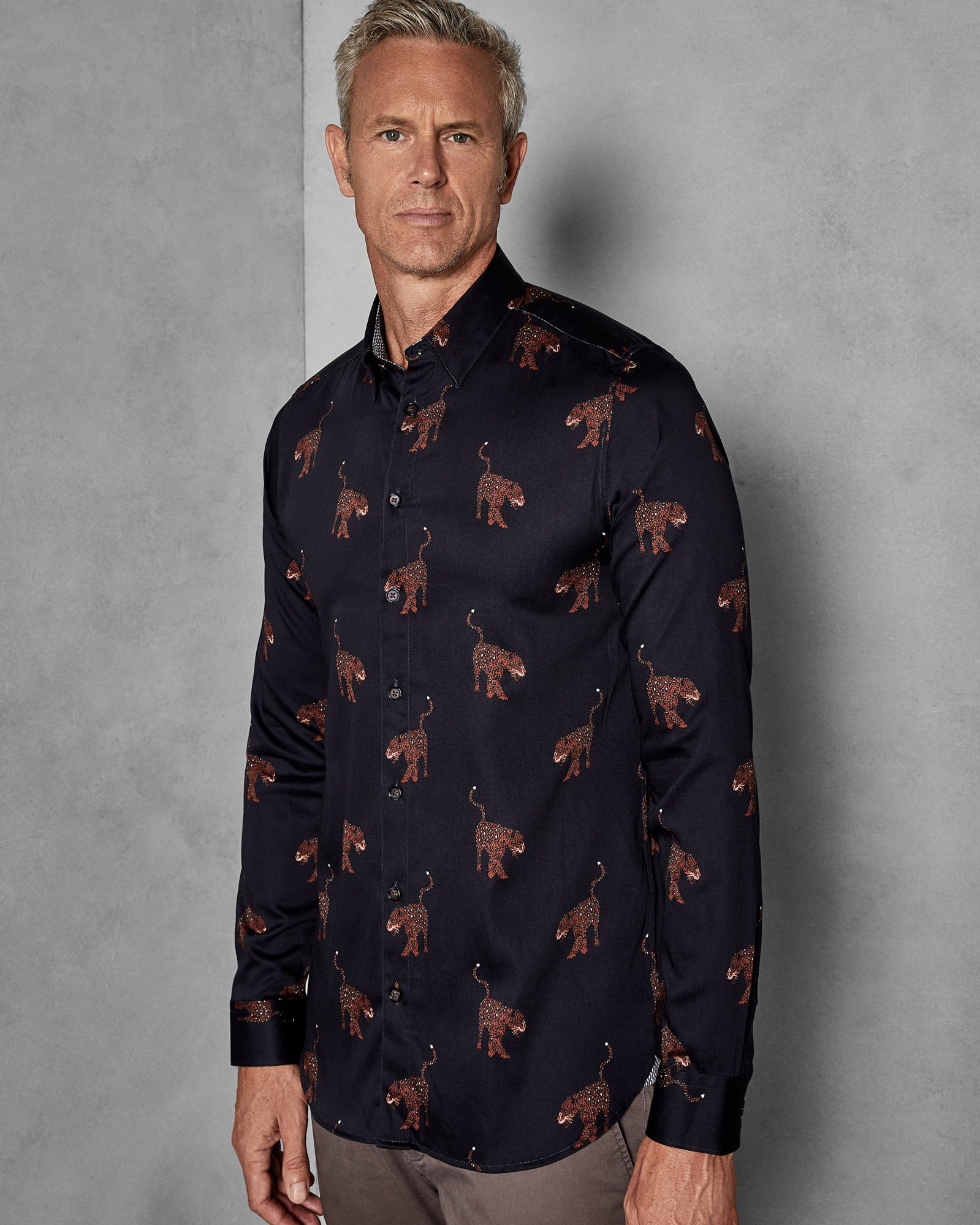 PANTHTT Tall panther print cotton shirt