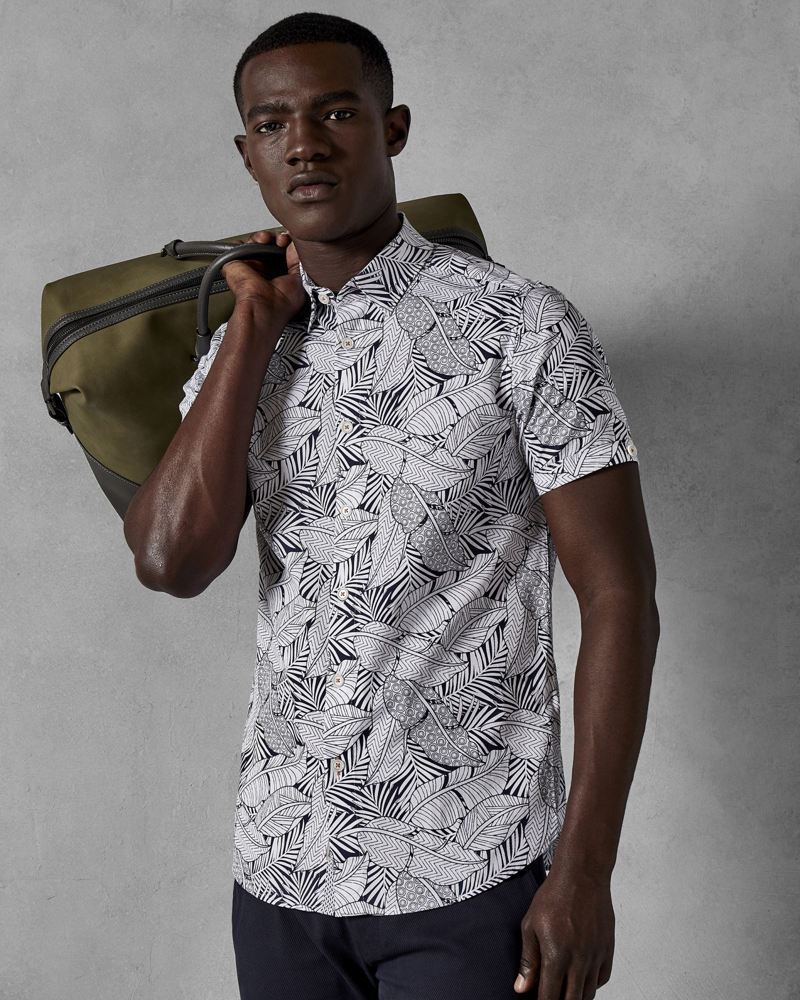 WHITTLE Leaf print cotton shirt