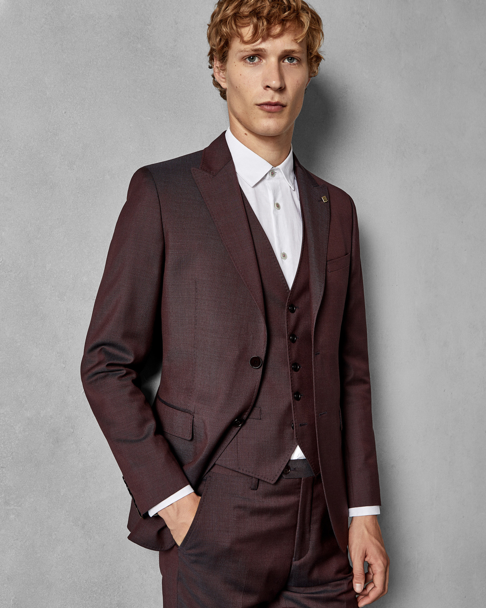 KUBRATJ Slim fit semi plain wool suit jacket