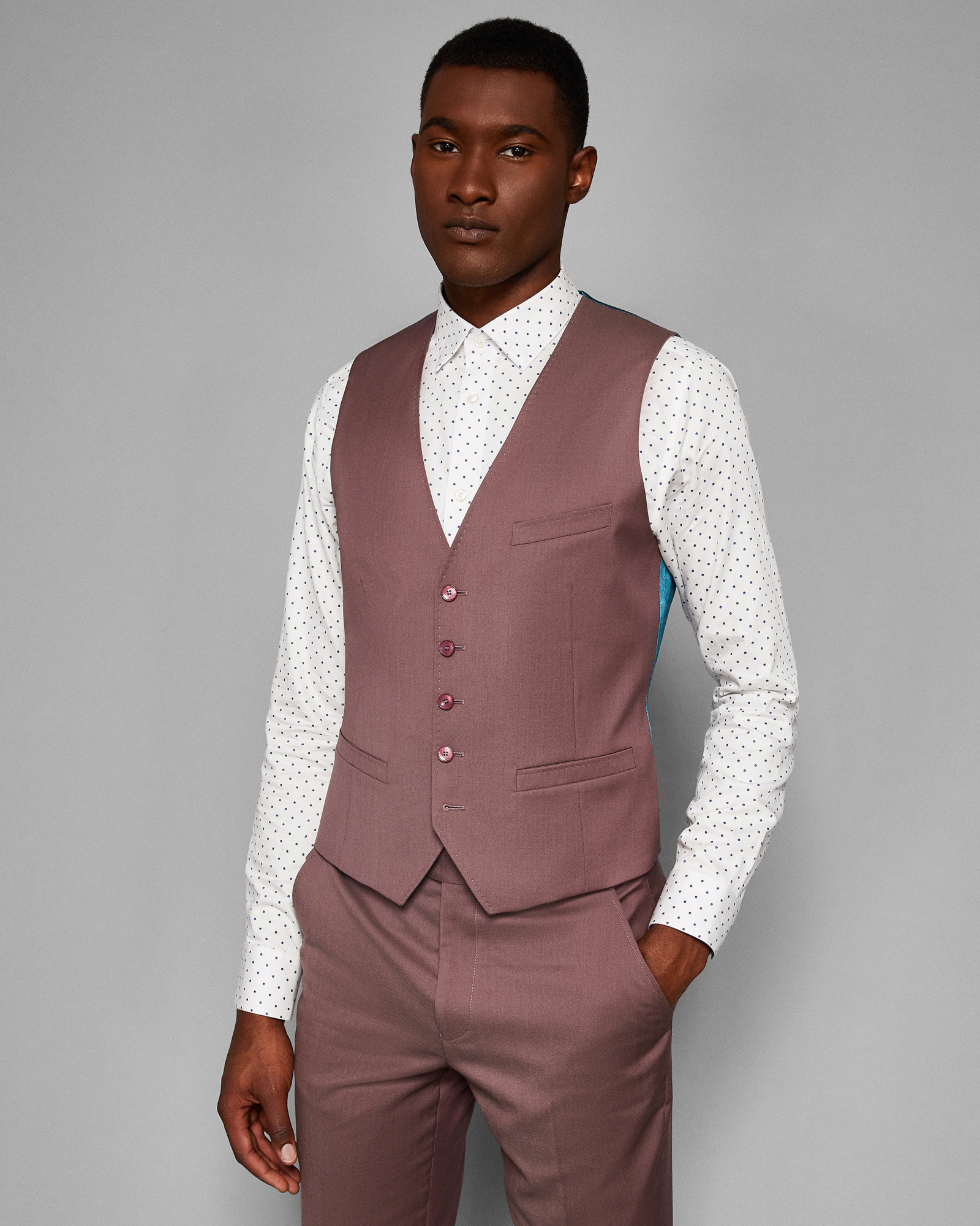 PALACEW Slim fit plain wool vest