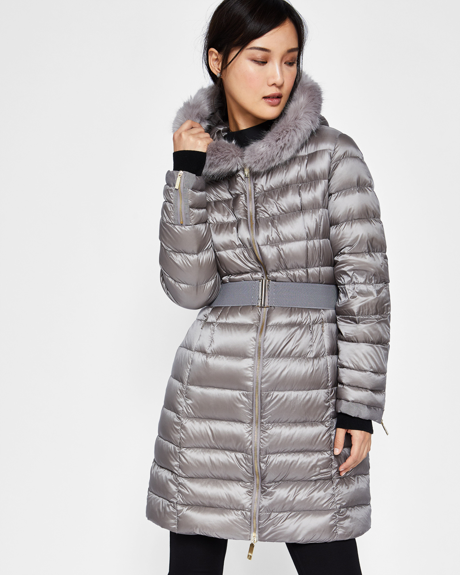 AMANDEA Long hooded puffer coat
