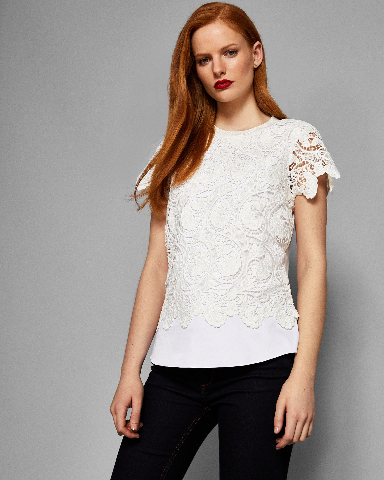 KITTA Lace front short sleeved knit