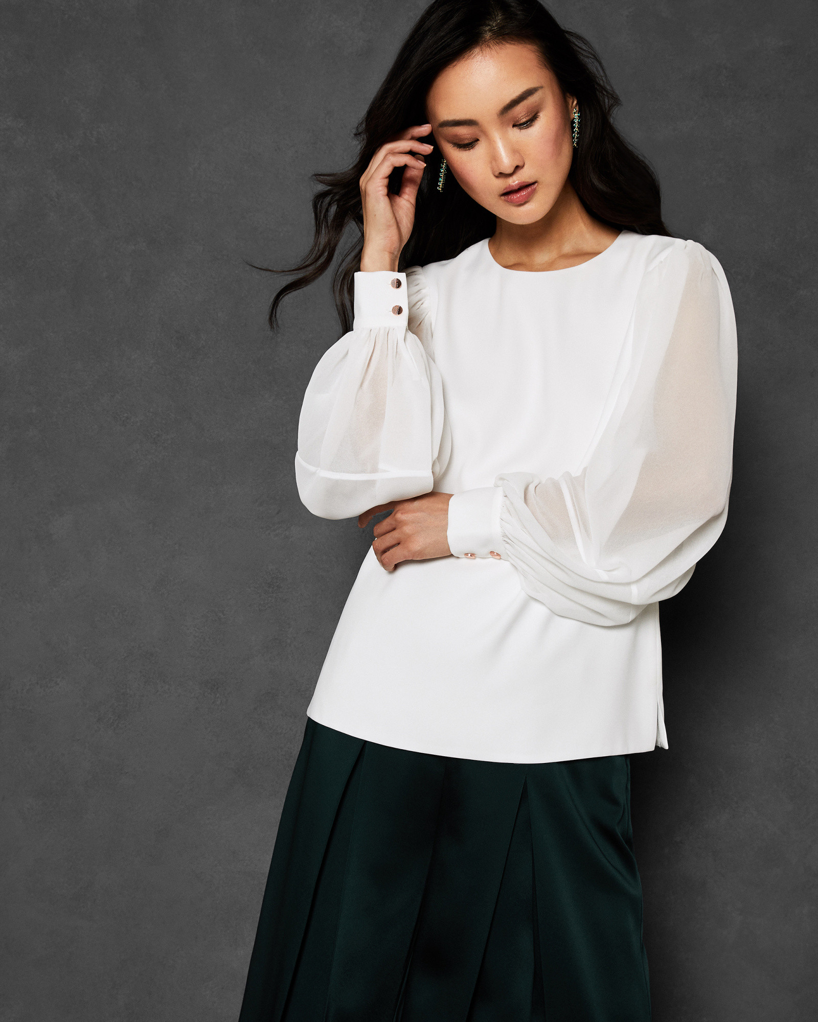 KRIISTA Blouson sleeve top